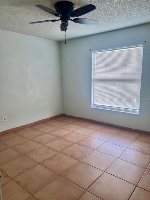 19 W COUNTRY COVE WAY, KISSIMMEE, FL, 34743