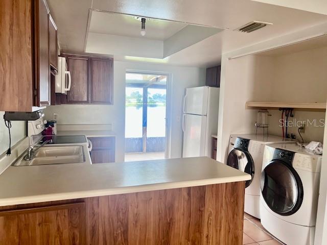 19 W COUNTRY COVE WAY, KISSIMMEE, FL, 34743