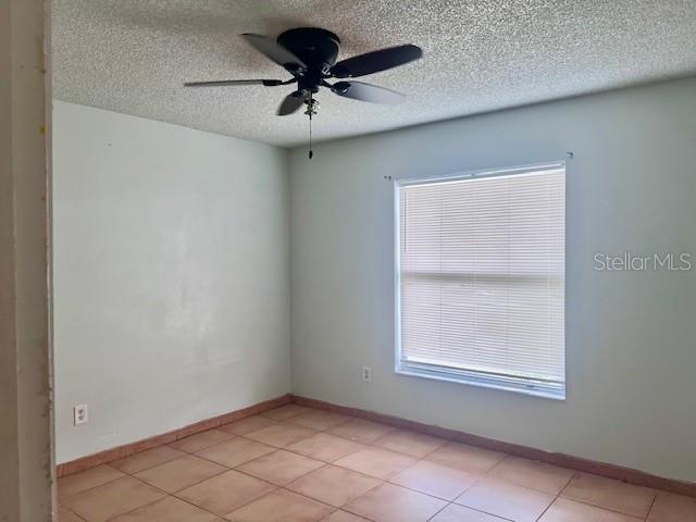 19 W COUNTRY COVE WAY, KISSIMMEE, FL, 34743