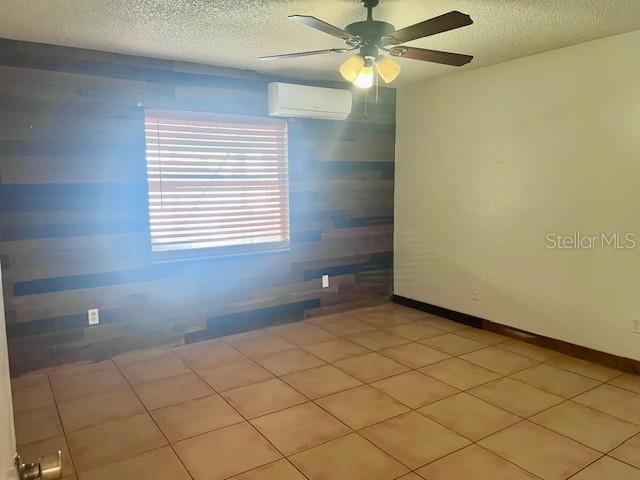 19 W COUNTRY COVE WAY, KISSIMMEE, FL, 34743