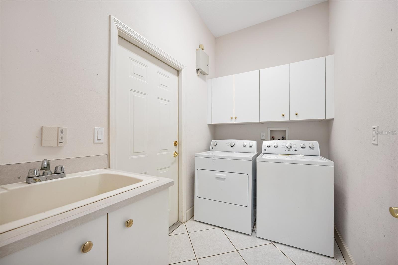 718 DOLPHIN HEAD LN, ORMOND BEACH, FL, 32174