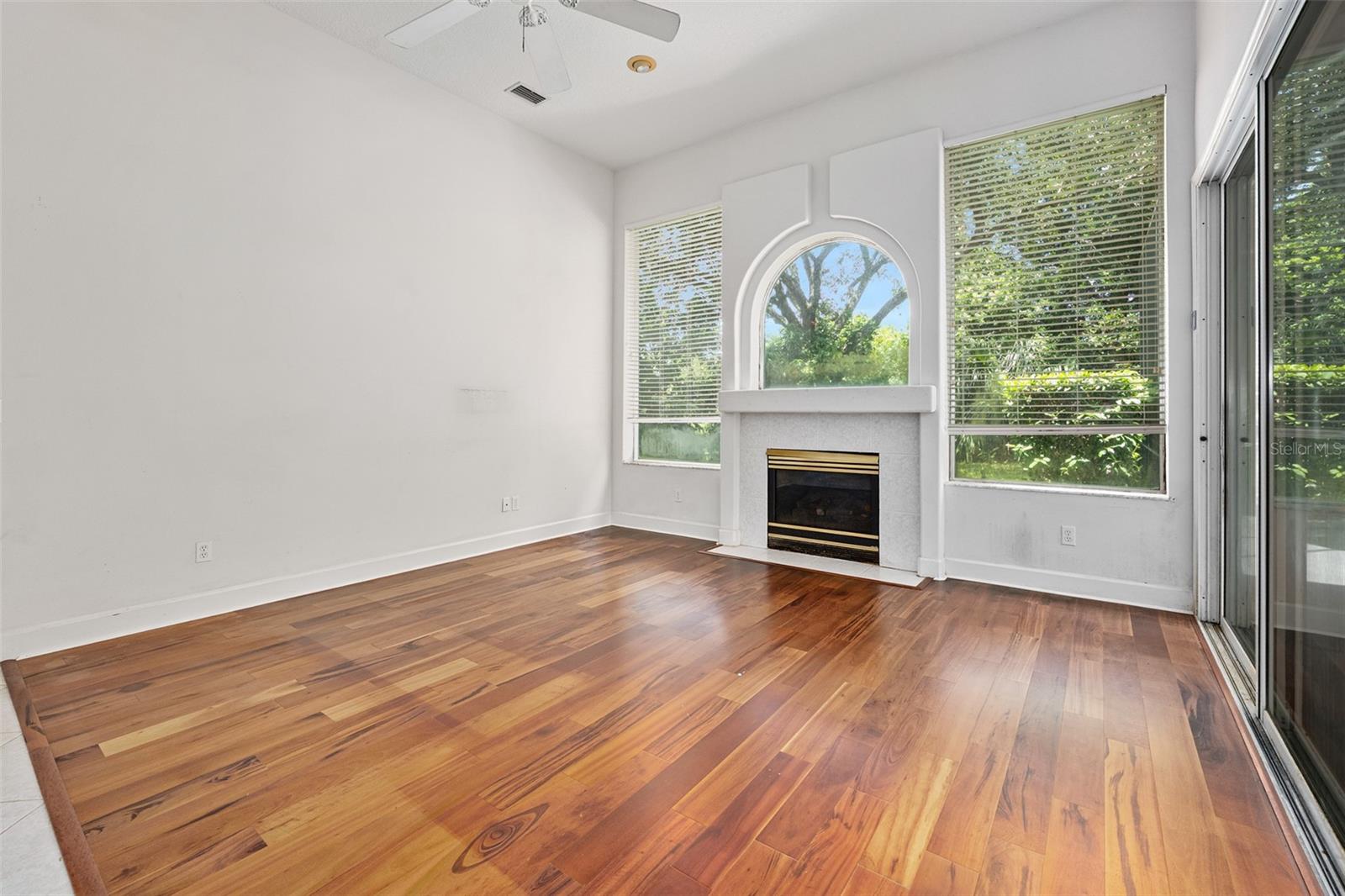 718 DOLPHIN HEAD LN, ORMOND BEACH, FL, 32174