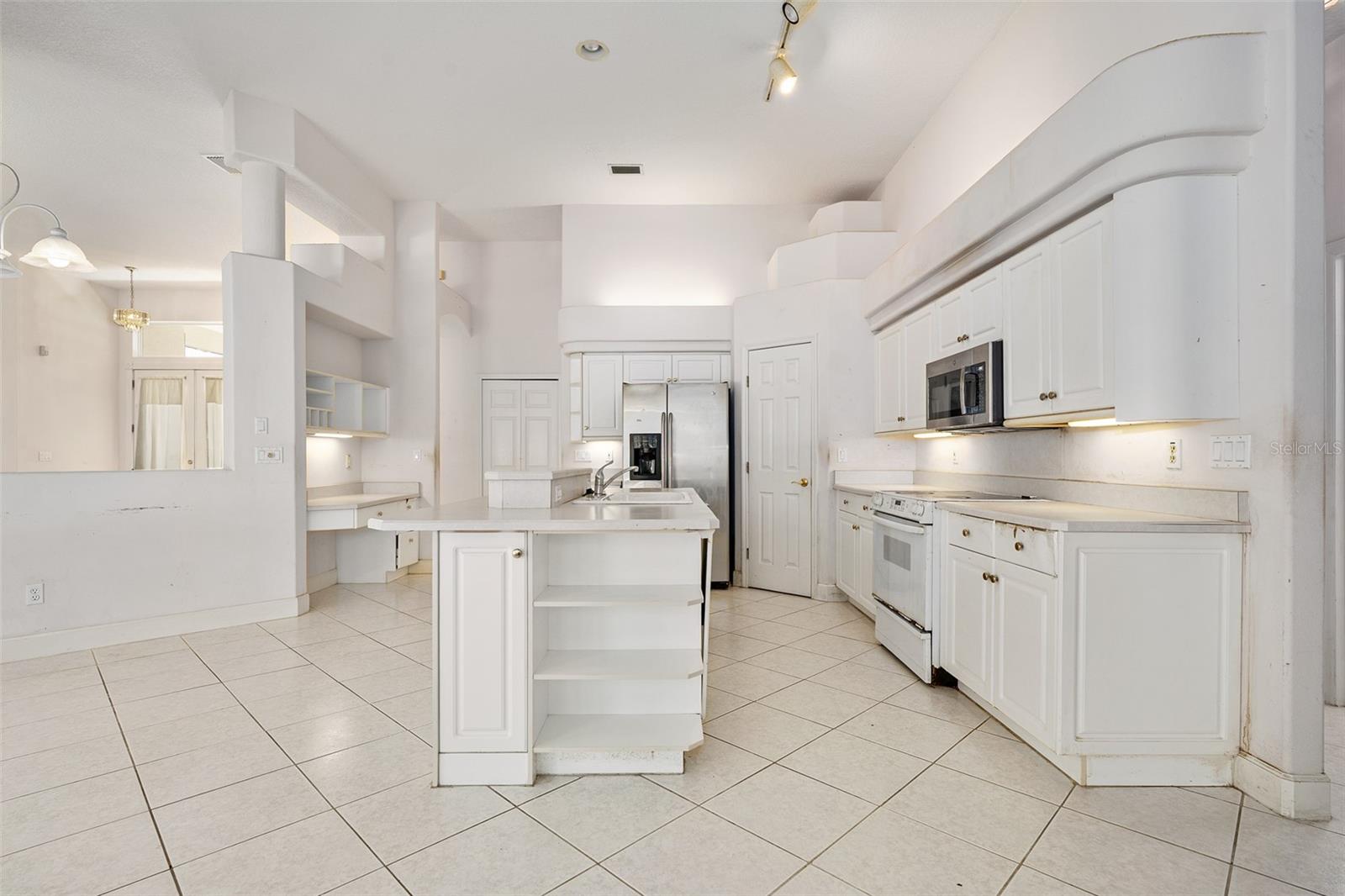 718 DOLPHIN HEAD LN, ORMOND BEACH, FL, 32174