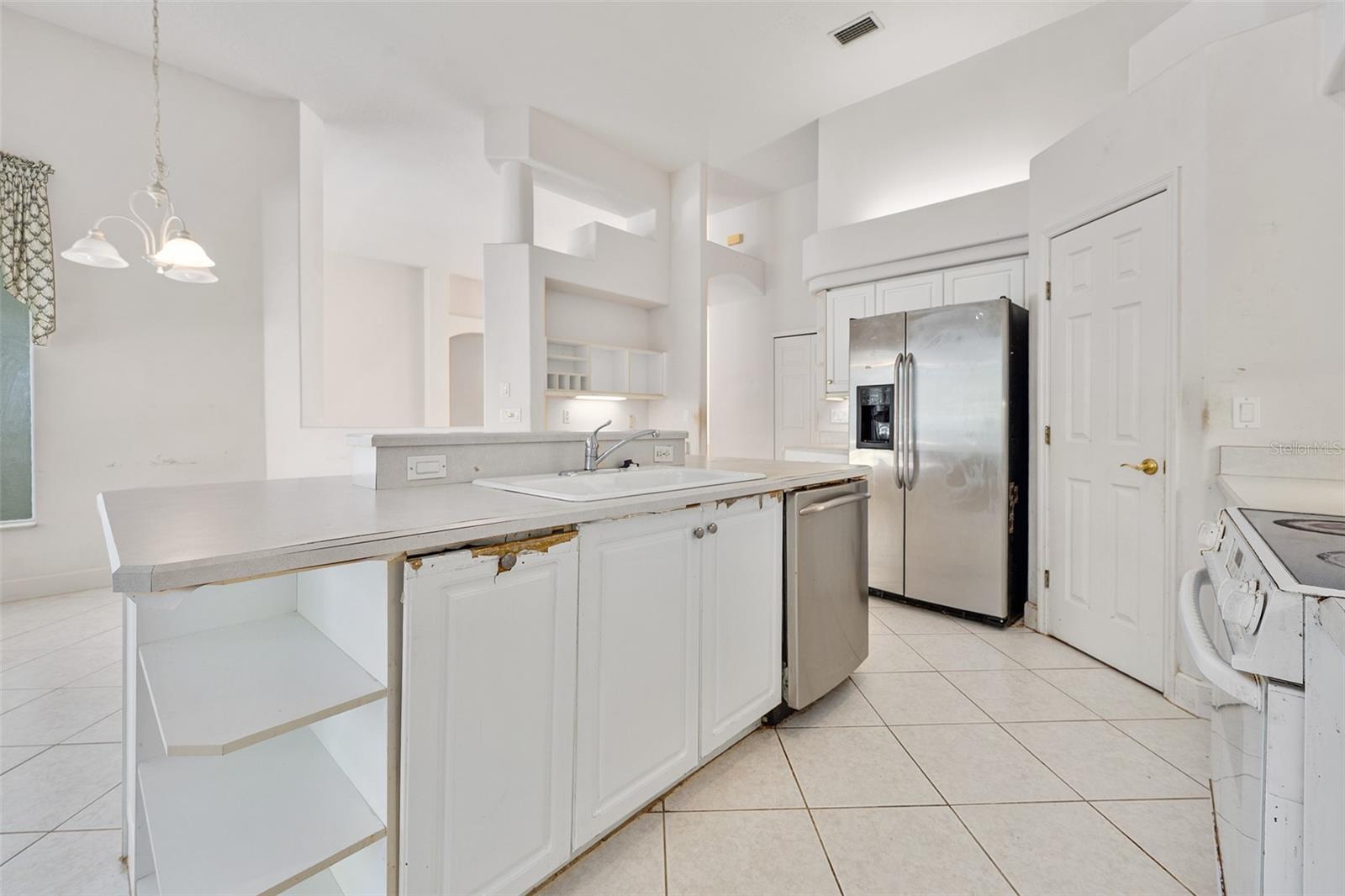 718 DOLPHIN HEAD LN, ORMOND BEACH, FL, 32174