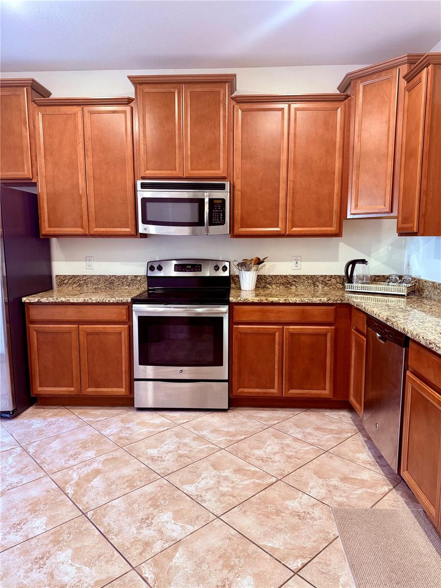 2411 WILLIMETTE DR, WESLEY CHAPEL, FL, 33543