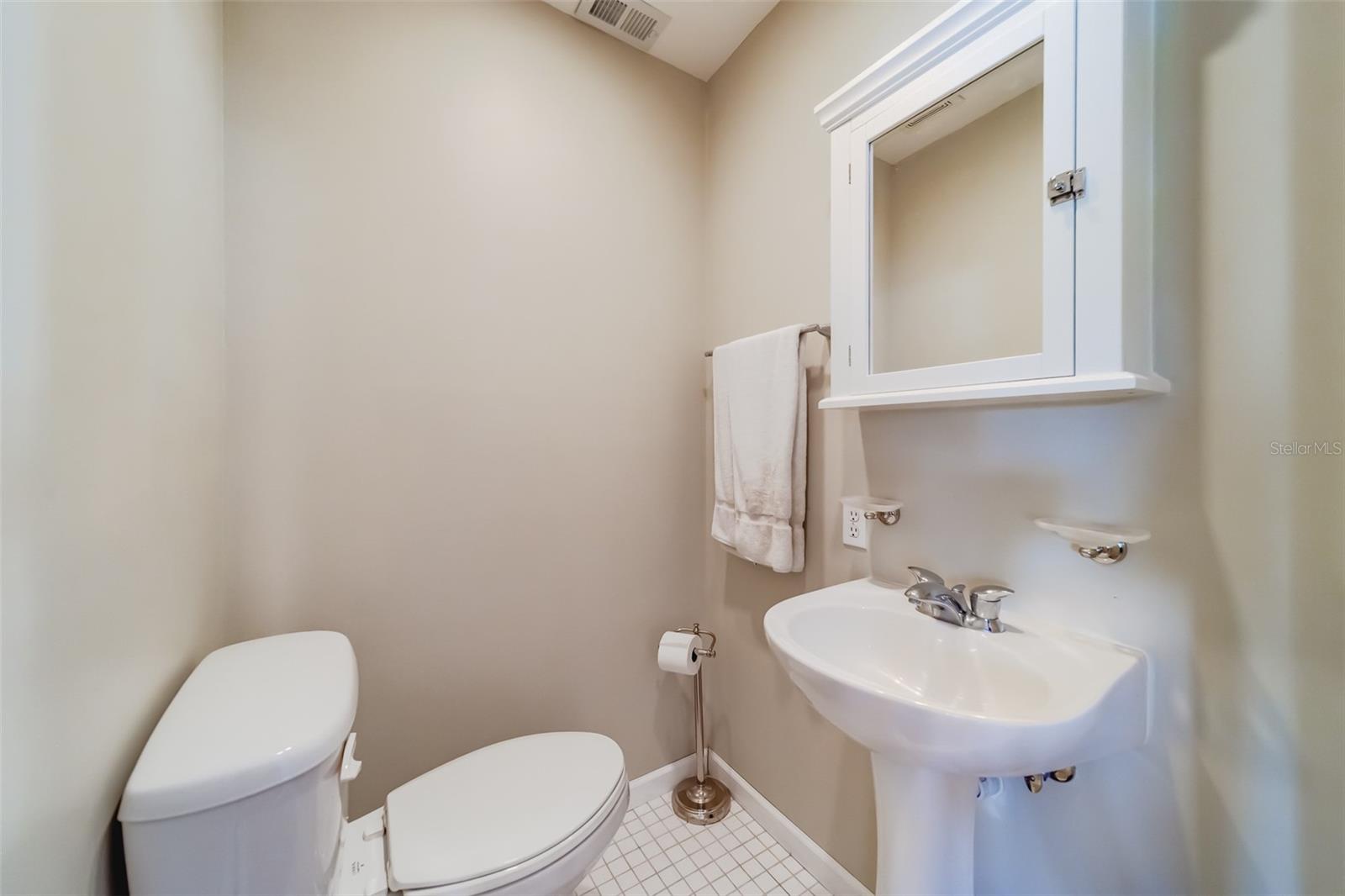 TB8406723 Property Photo