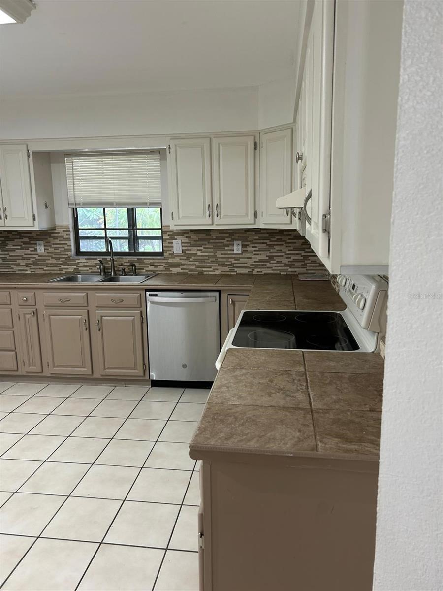 4634 JONES TRL, LAKELAND, FL, 33813