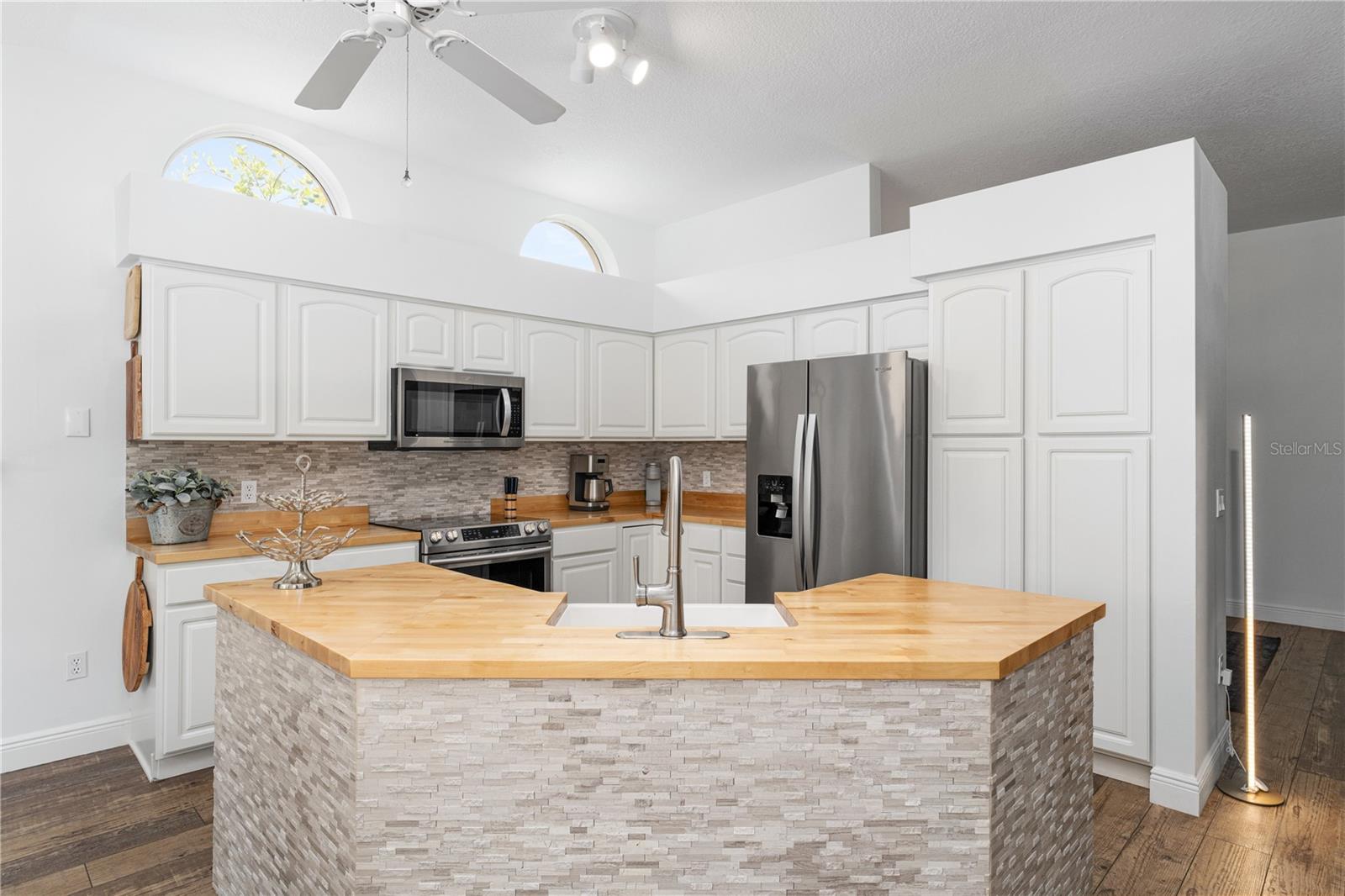 1302 LOPEZ LN, THE VILLAGES, FL, 32159