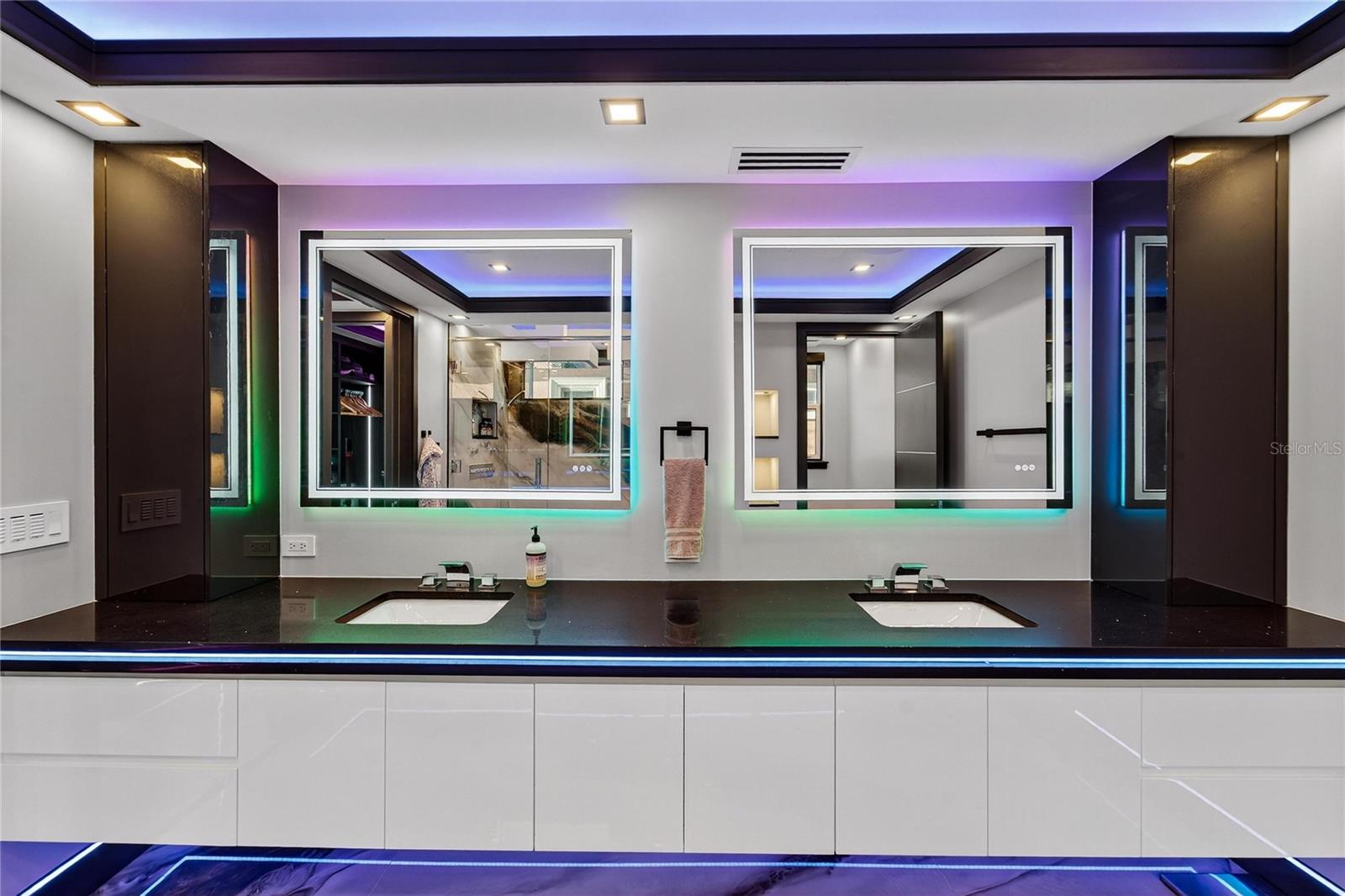 TB8406766 Property Photo