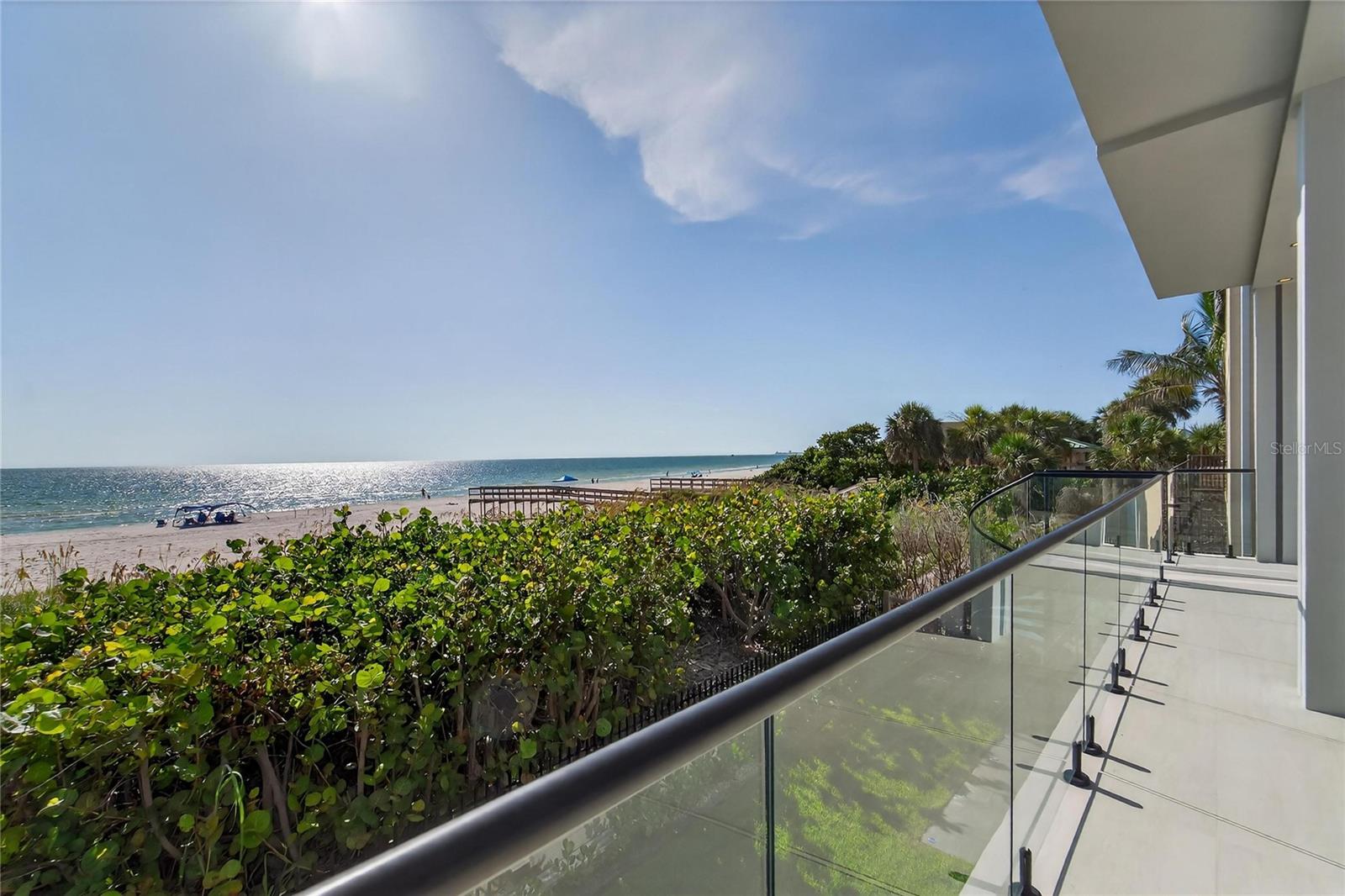 TB8406766 Property Photo