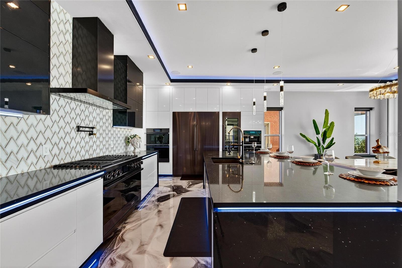 TB8406766 Property Photo