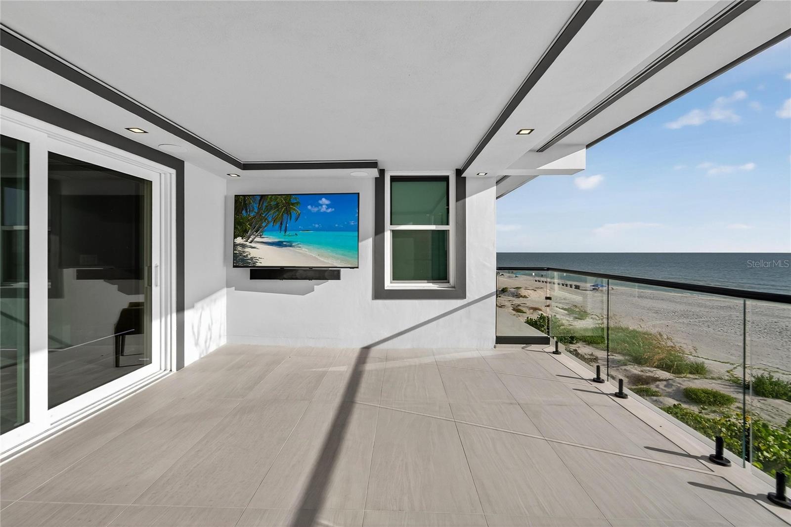 TB8406766 Property Photo