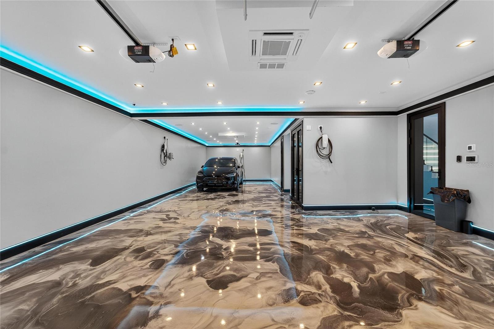 TB8406766 Property Photo