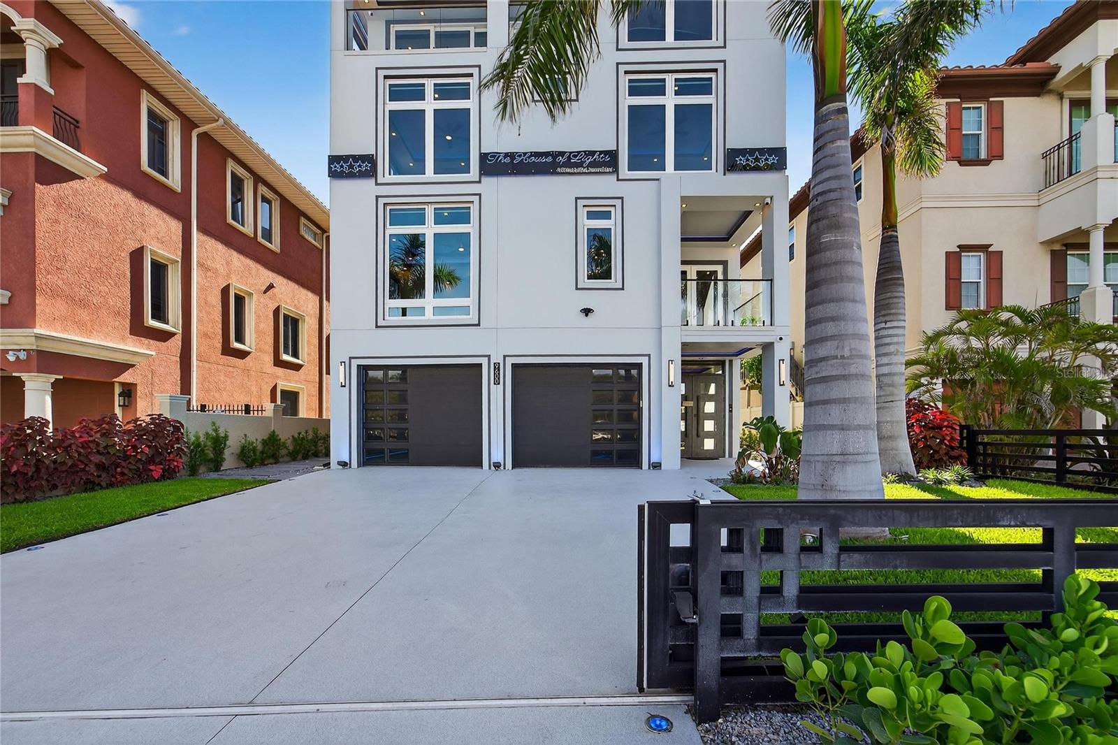 TB8406766 Property Photo