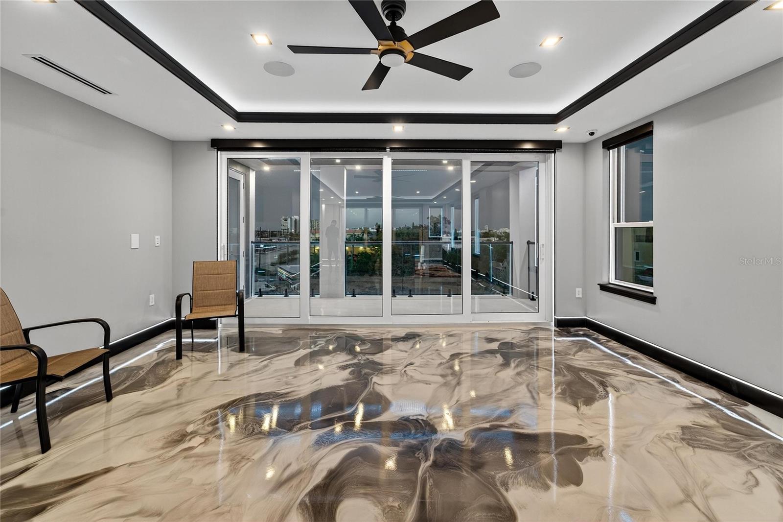 TB8406766 Property Photo