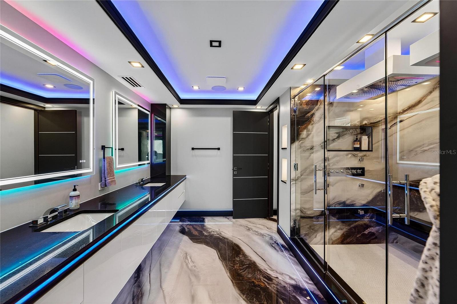 TB8406766 Property Photo