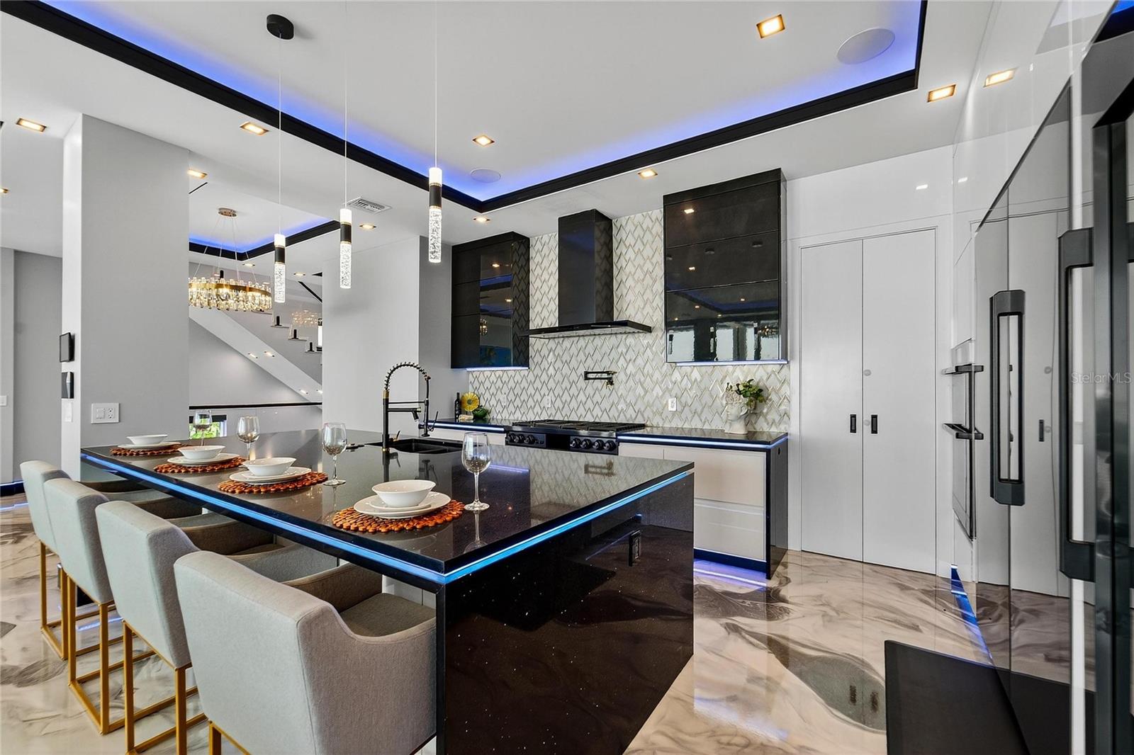 TB8406766 Property Photo