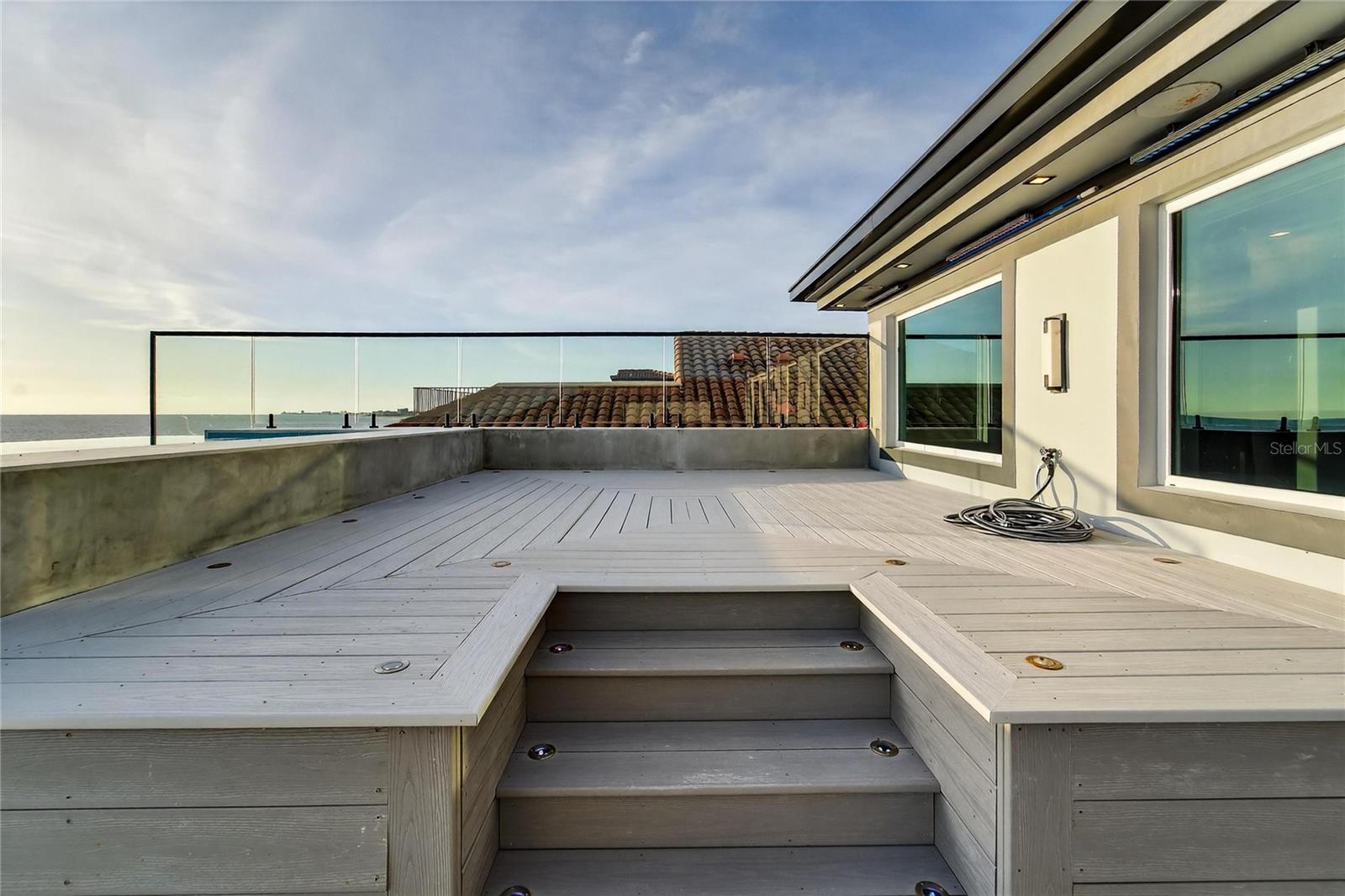 TB8406766 Property Photo