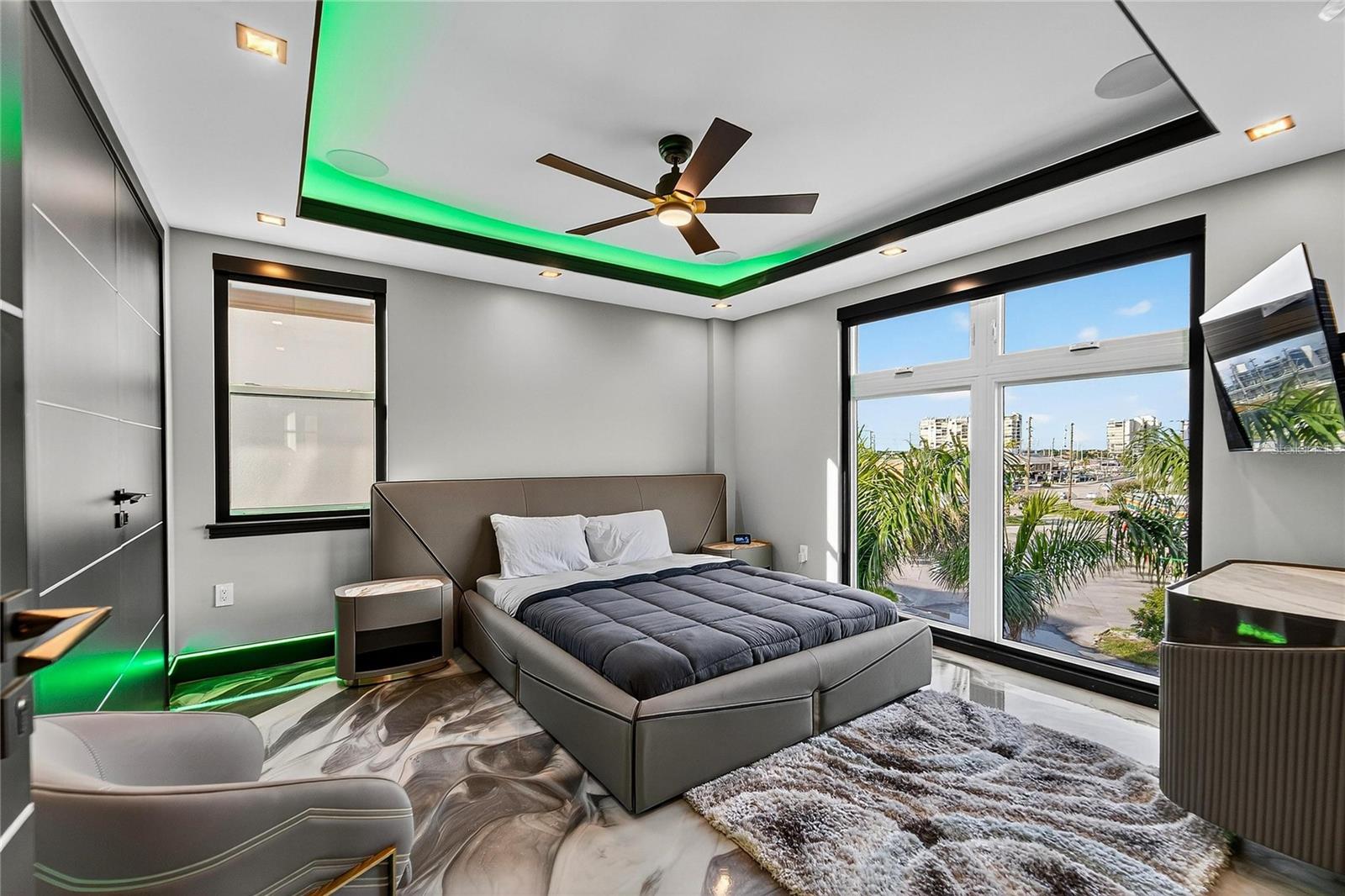 TB8406766 Property Photo