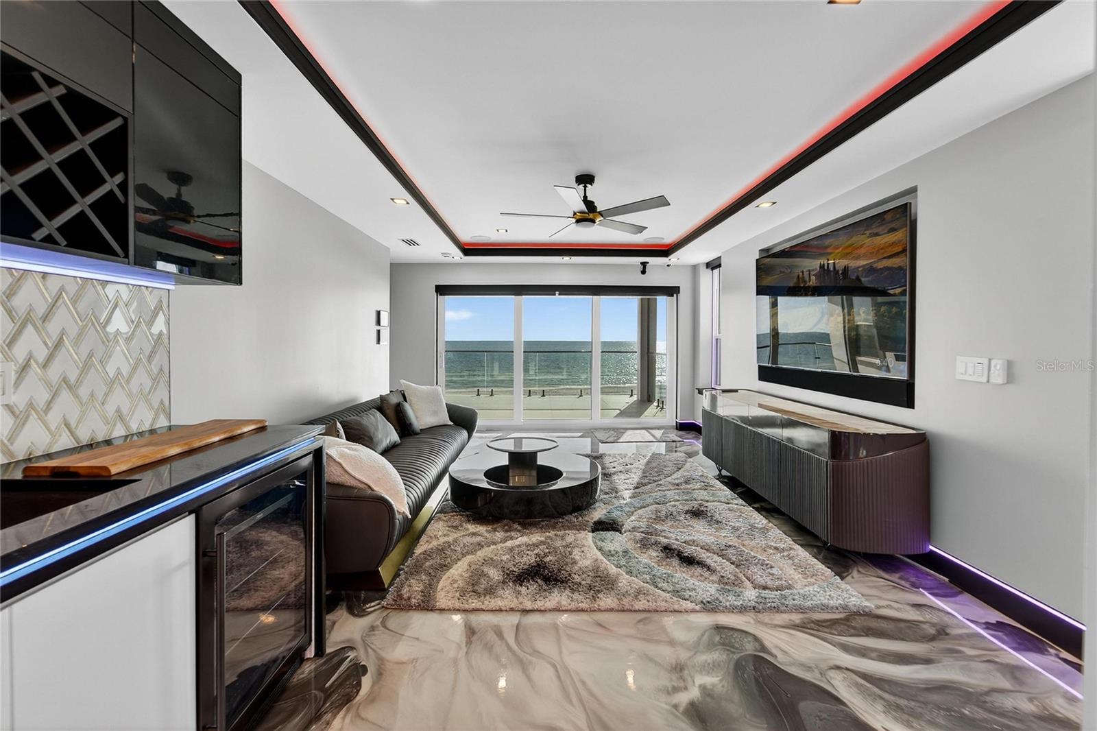 TB8406766 Property Photo