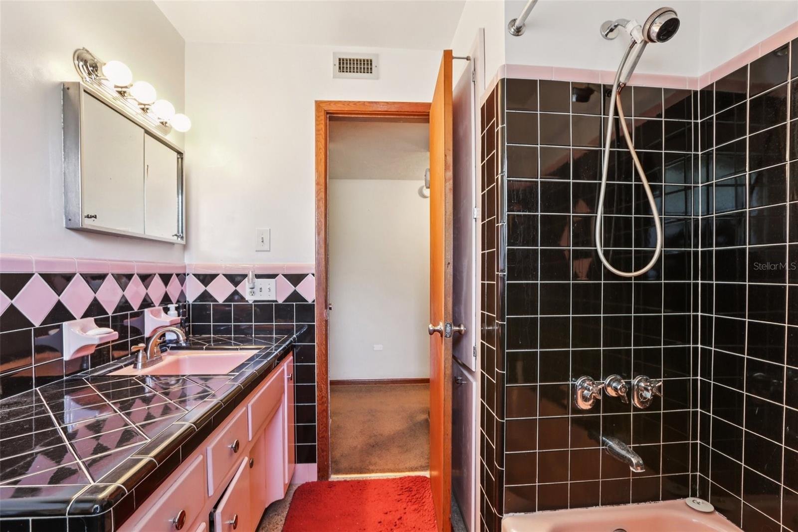 3303 W LEILA AVE, TAMPA, FL, 33611