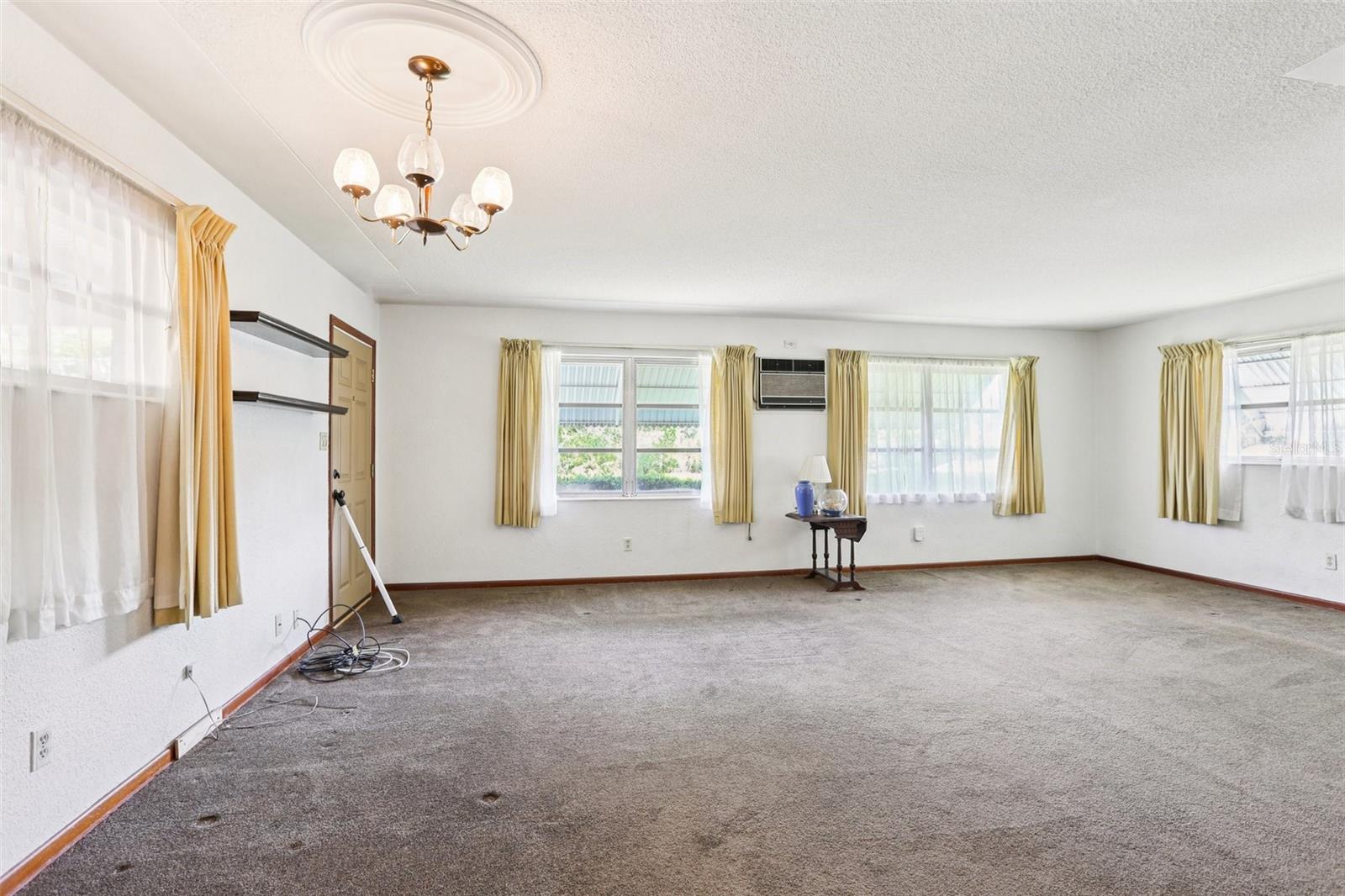 3303 W LEILA AVE, TAMPA, FL, 33611