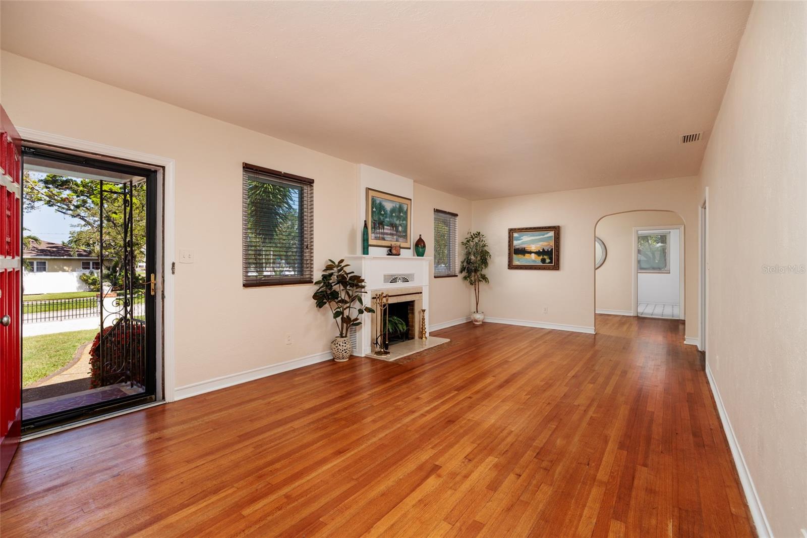 100 PARK ST S, ST PETERSBURG, FL, 33707