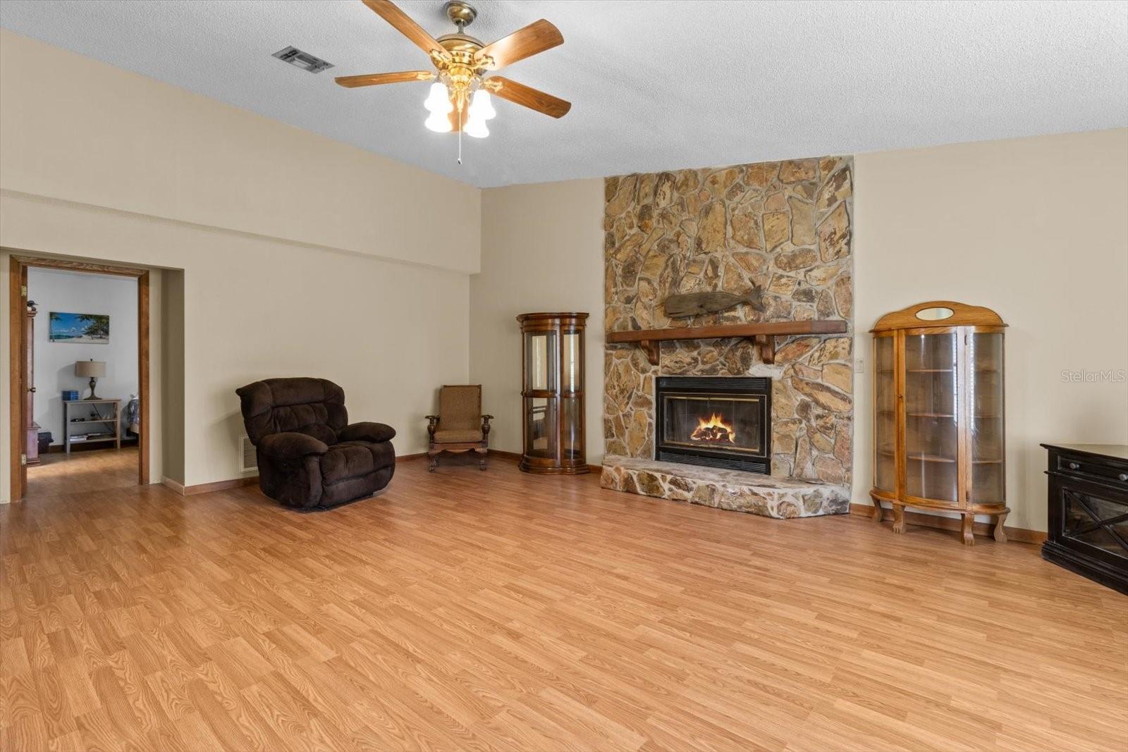 916 WHITEWAY DR, BROOKSVILLE, FL, 34601