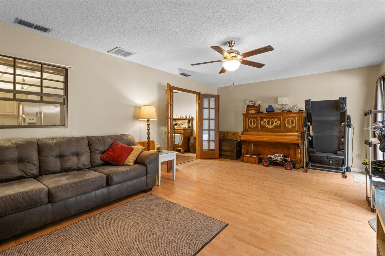 916 WHITEWAY DR, BROOKSVILLE, FL, 34601