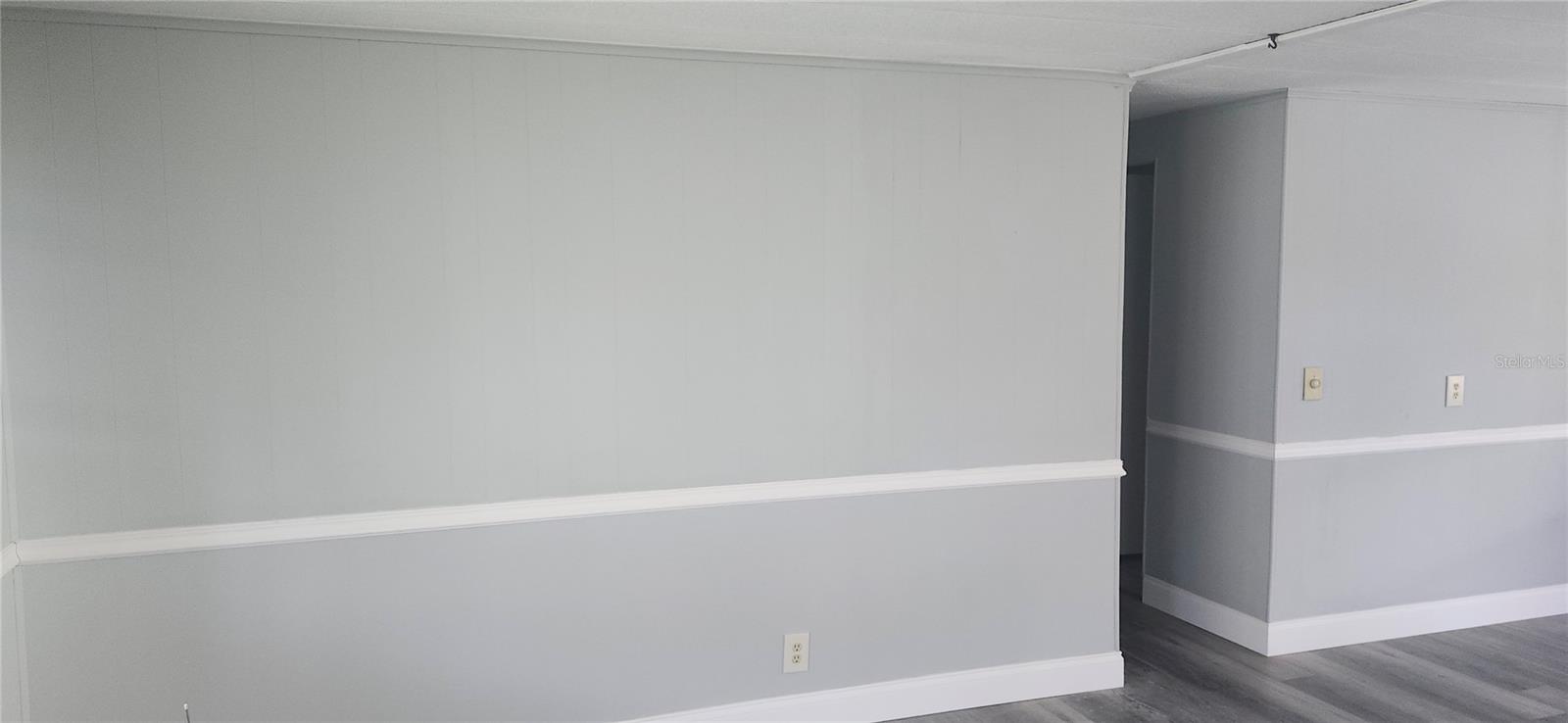 W7877266 Property Photo