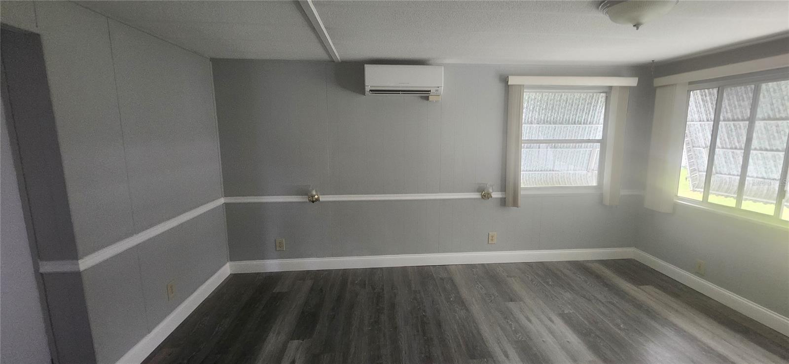 W7877266 Property Photo