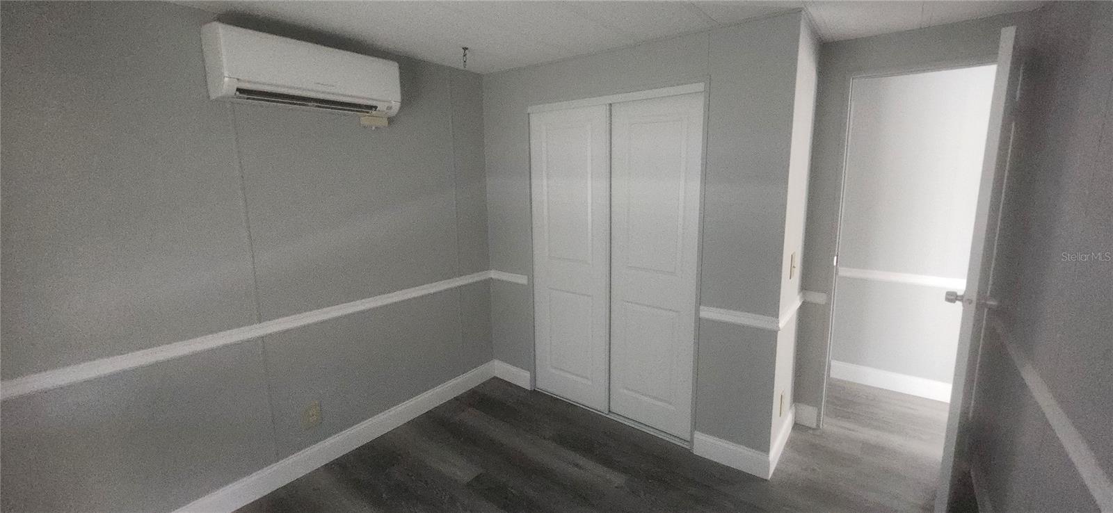 W7877266 Property Photo