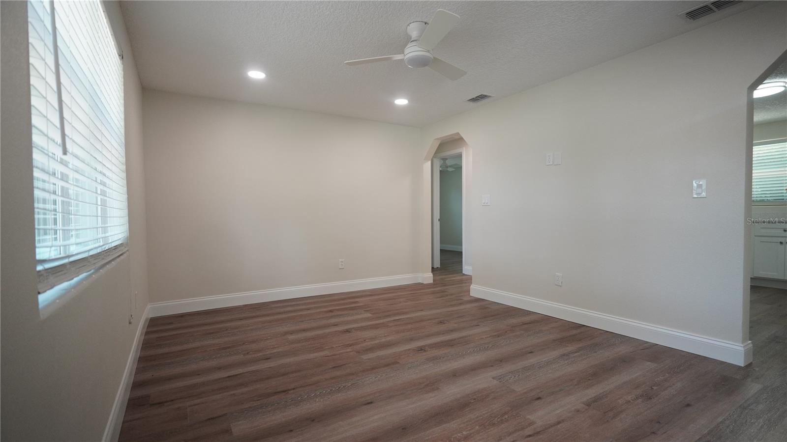 220 LUCERNE DR, DEBARY, FL, 32713