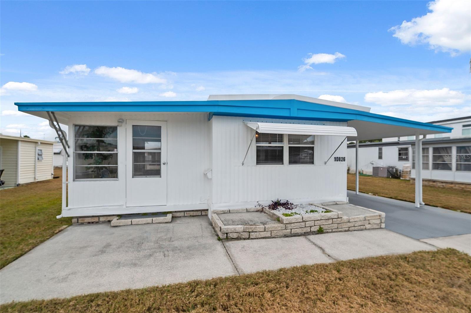 W7877272 Property Photo