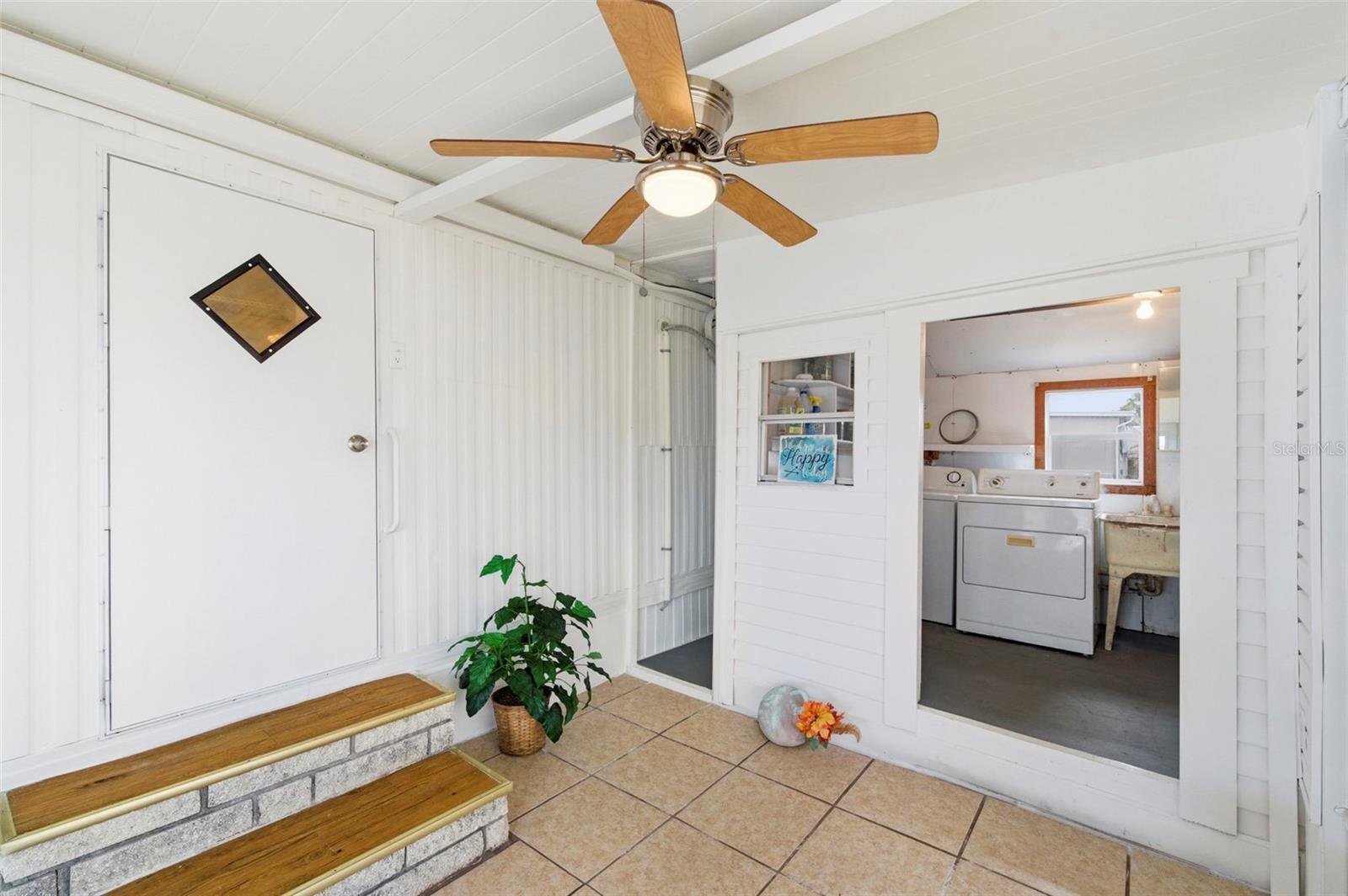 W7877272 Property Photo