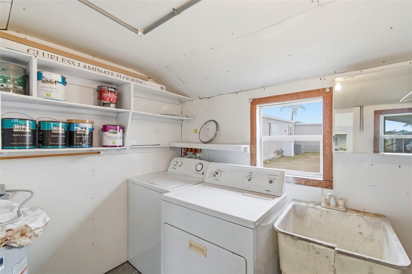 W7877272 Property Photo