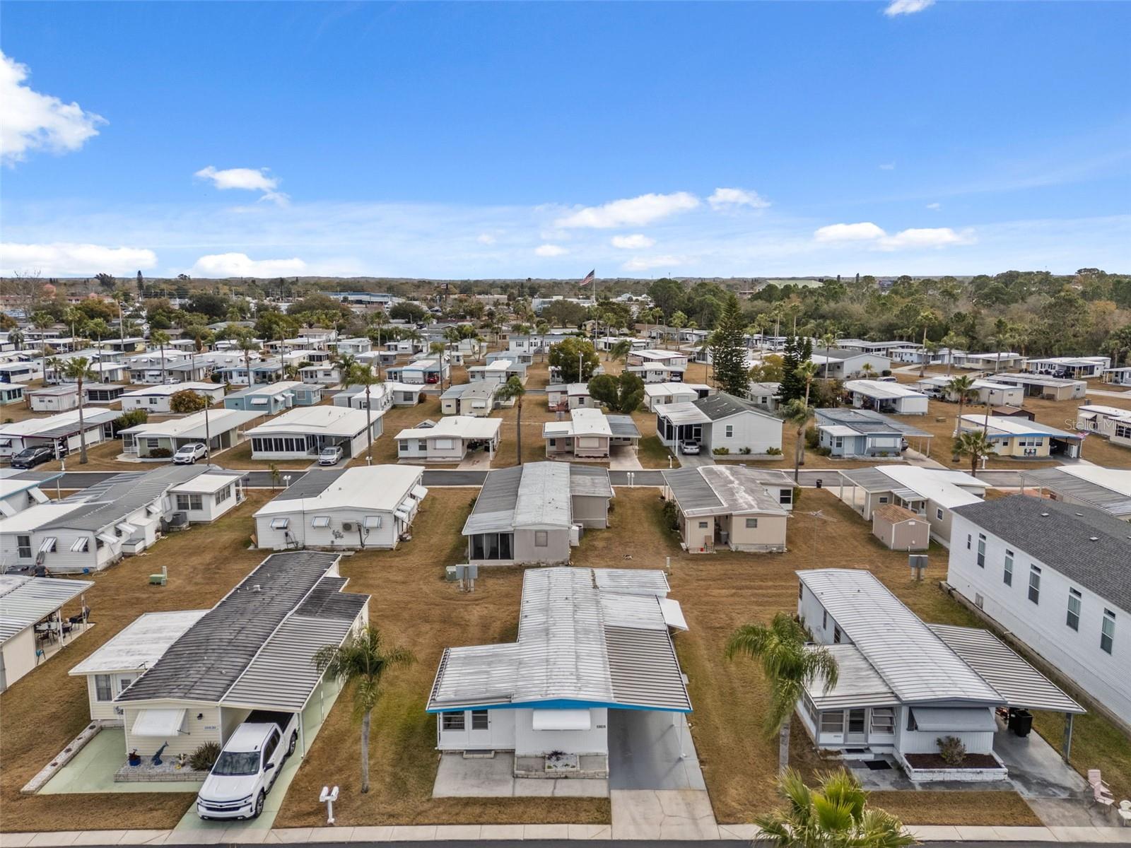 W7877272 Property Photo