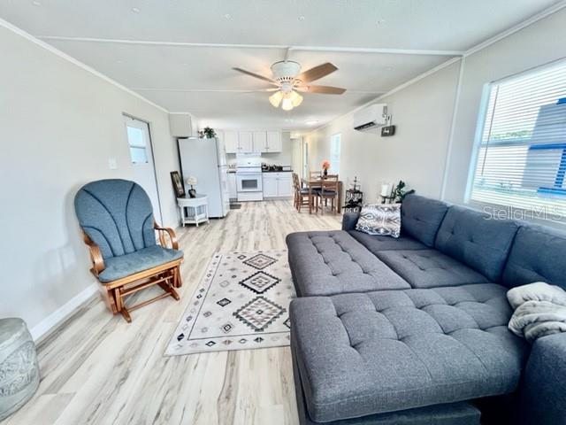 W7877272 Property Photo