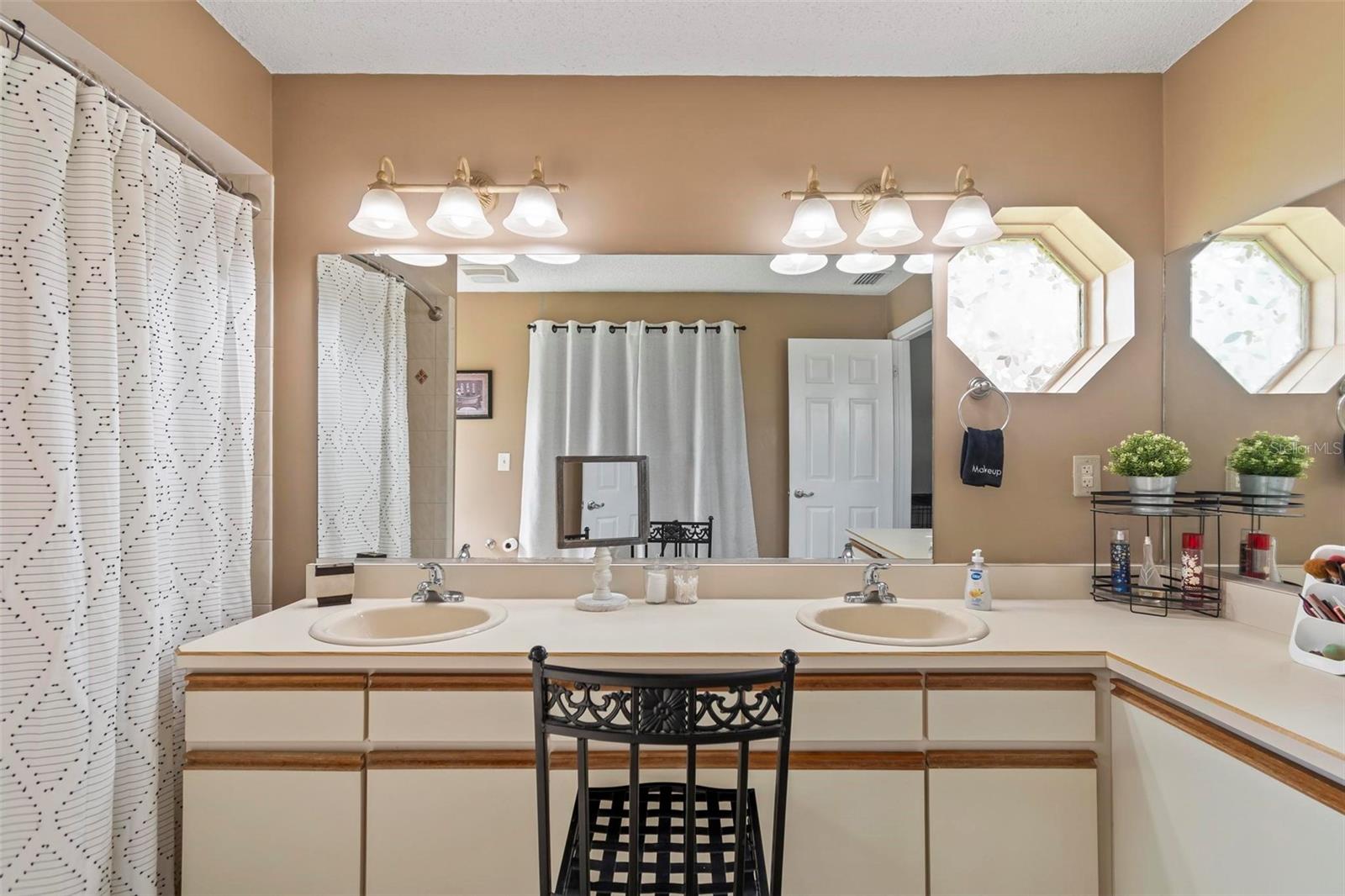 39 BRUNETT LN, PALM COAST, FL, 32137