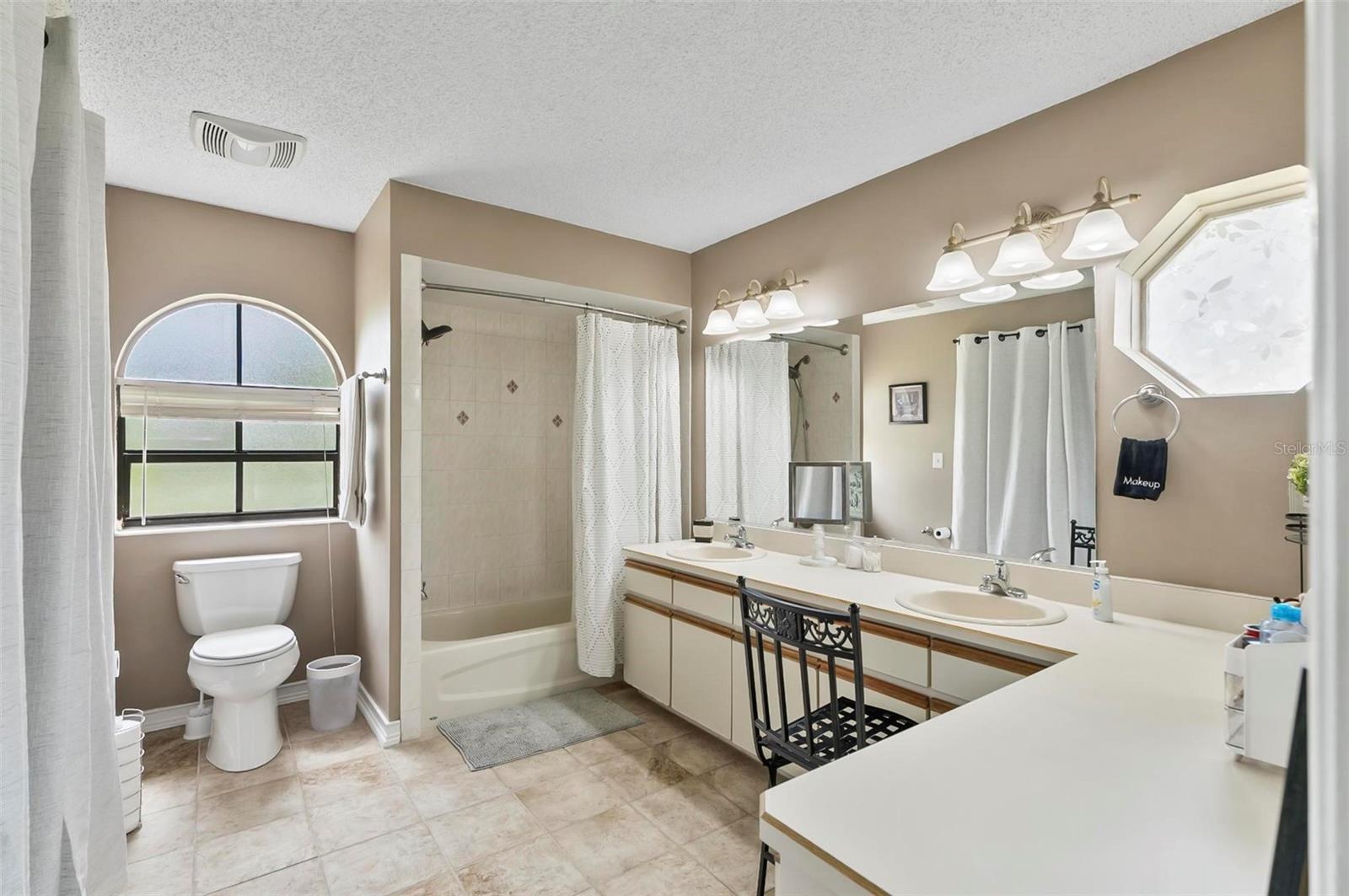 39 BRUNETT LN, PALM COAST, FL, 32137