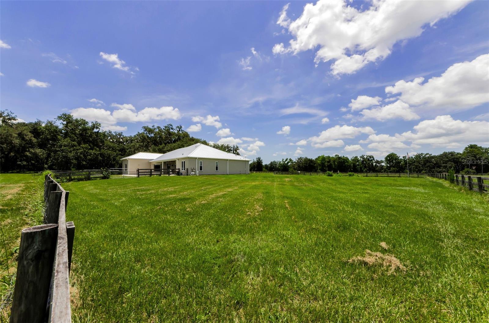 22327 MIZELL RD, BROOKSVILLE, FL, 34602