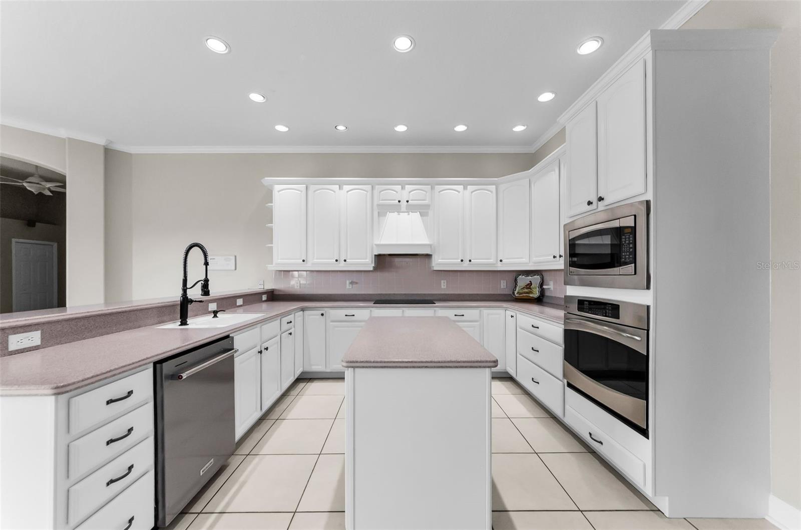 22327 MIZELL RD, BROOKSVILLE, FL, 34602