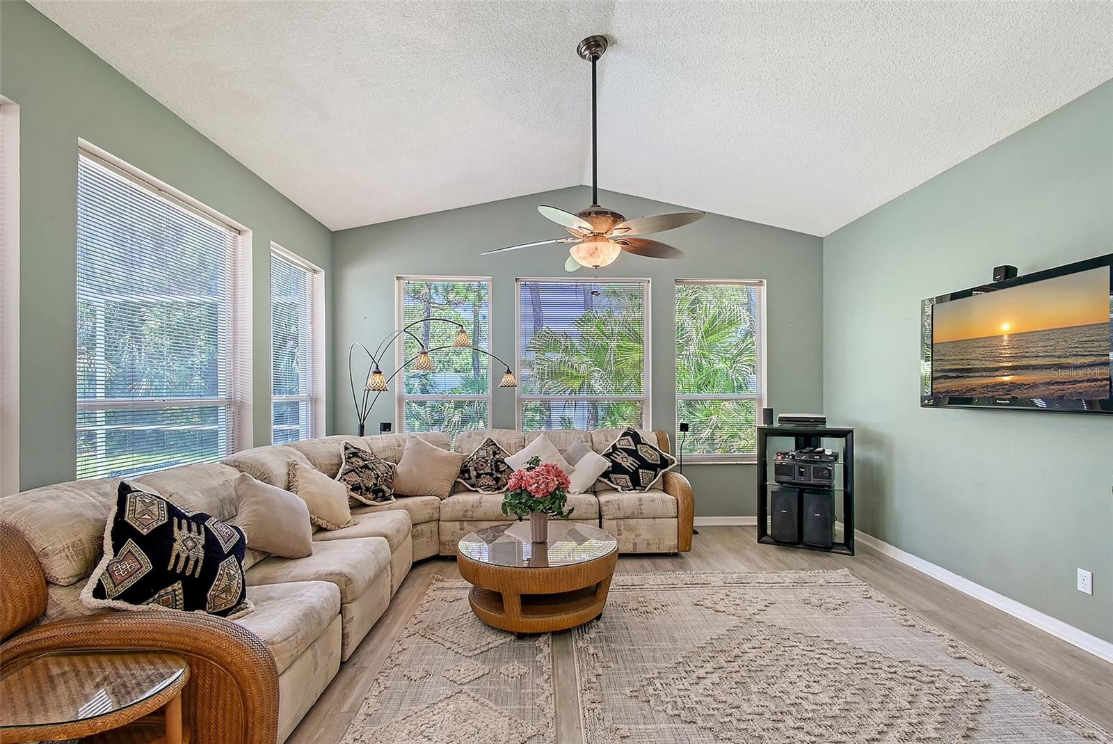 A4658731 Property Photo