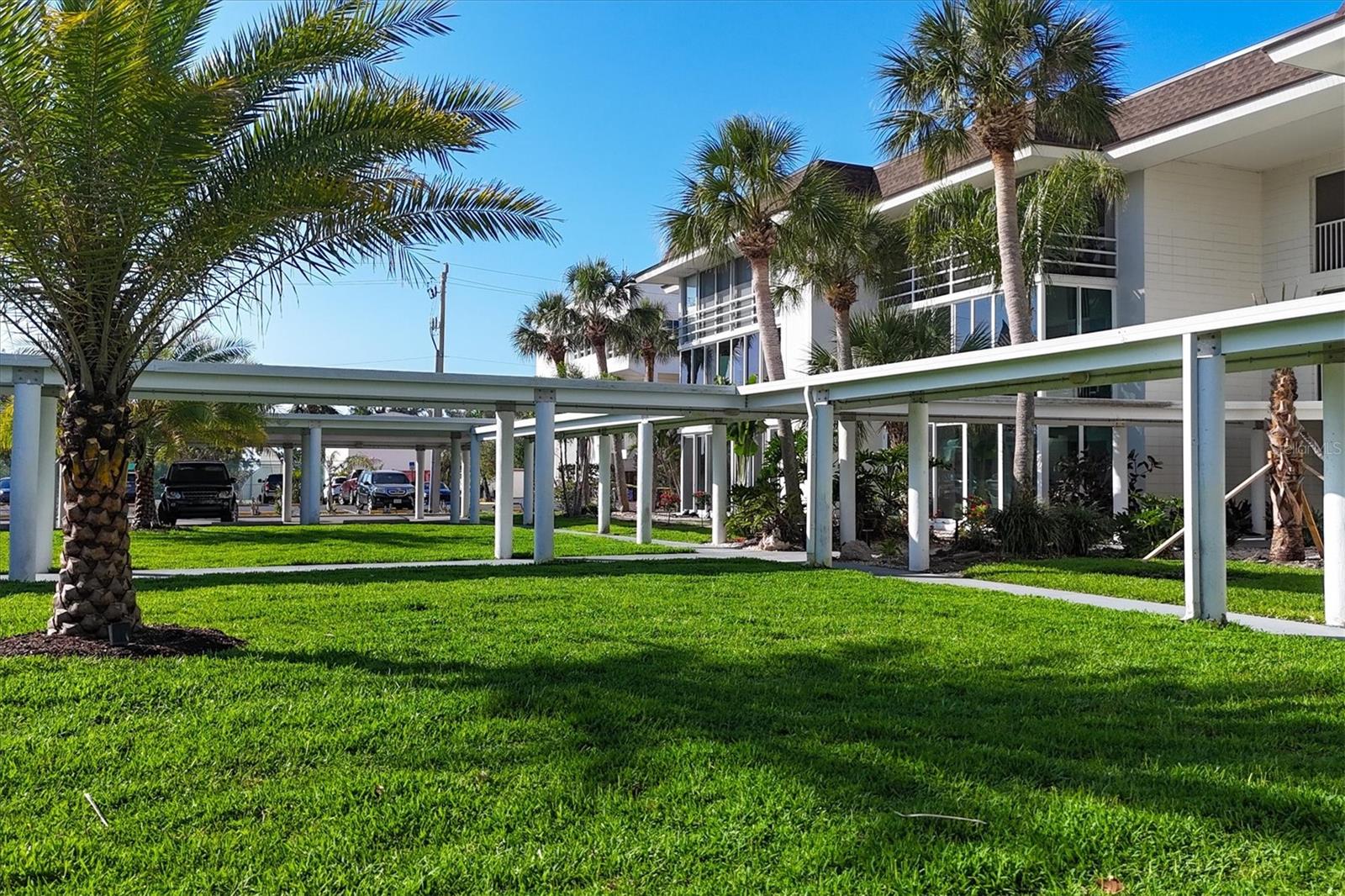 2100 BENJAMIN FRANKLIN DR #108, SARASOTA, FL, 34236