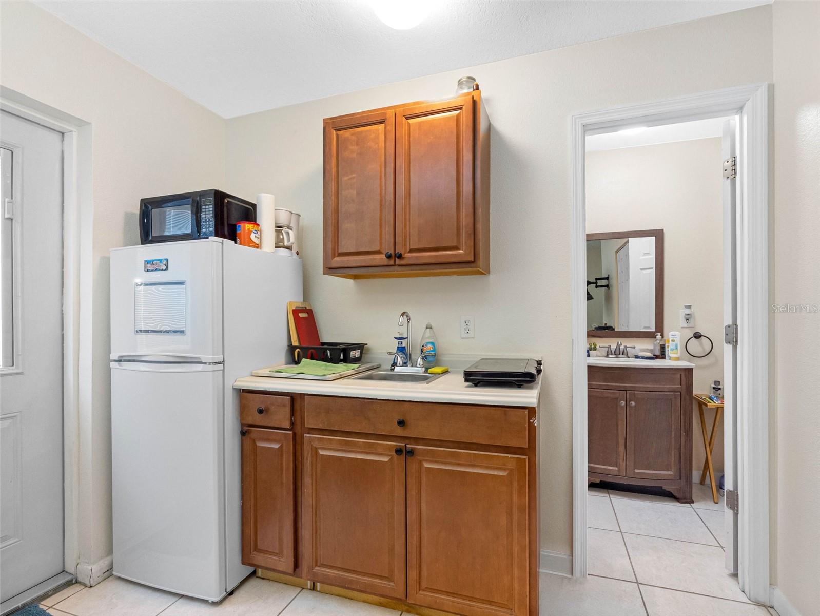 6416 SANTA MONICA DR, TAMPA, FL, 33615