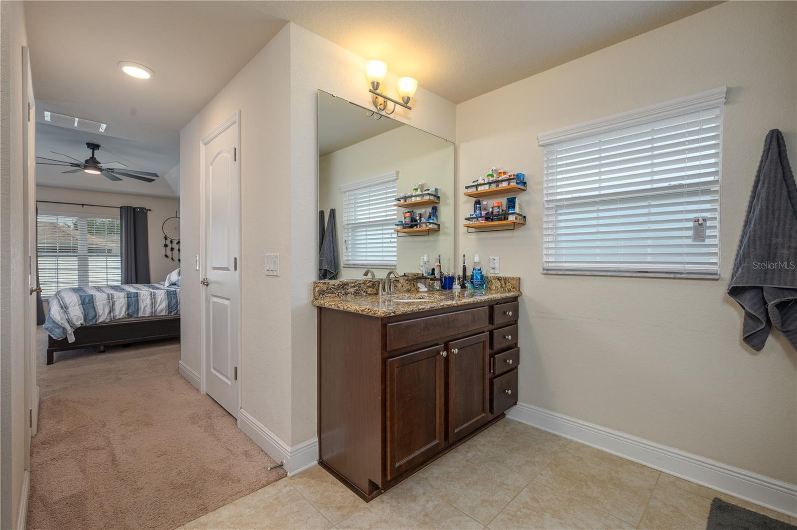 702 COUNTRY WALK CV, EAGLE LAKE, FL, 33839