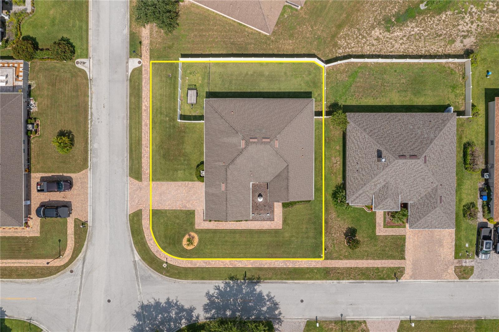 702 COUNTRY WALK CV, EAGLE LAKE, FL, 33839