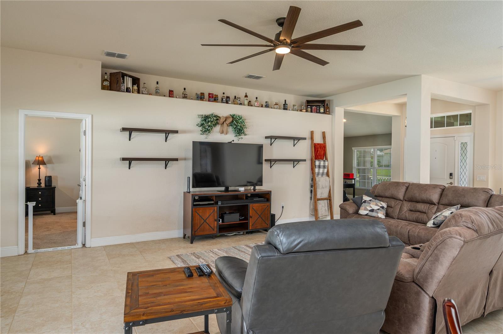 702 COUNTRY WALK CV, EAGLE LAKE, FL, 33839