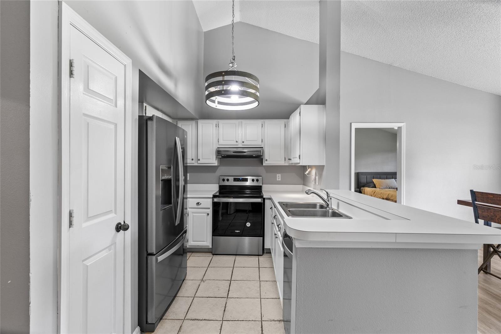 10000 SW 52ND AVE #125, GAINESVILLE, FL, 32608