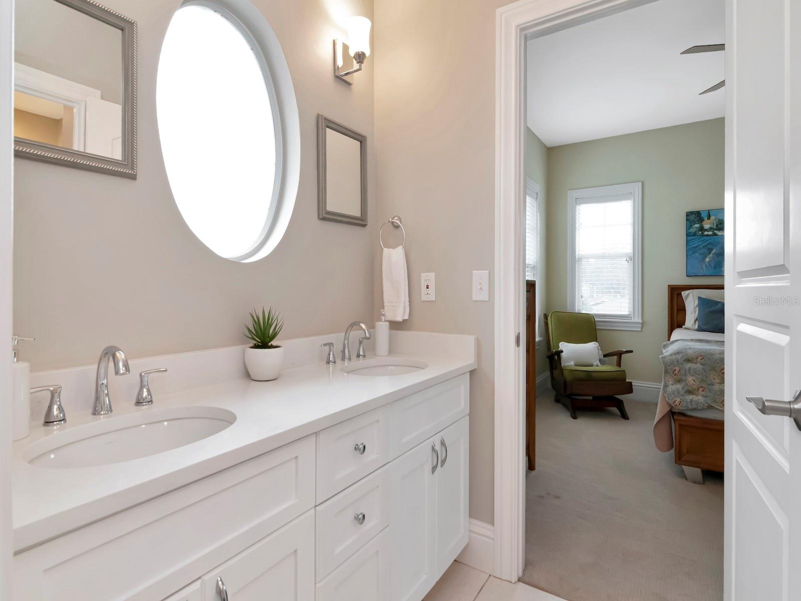 3609 S WAVERLY PL, TAMPA, FL, 33629